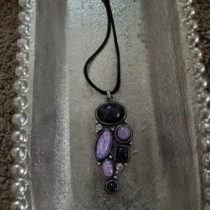 Purple pendant necklace